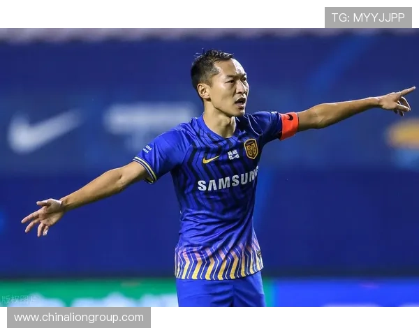 金球奖感人时刻 吴曦为双金王颁奖 金球奖感人时刻 吴曦为双金王颁奖